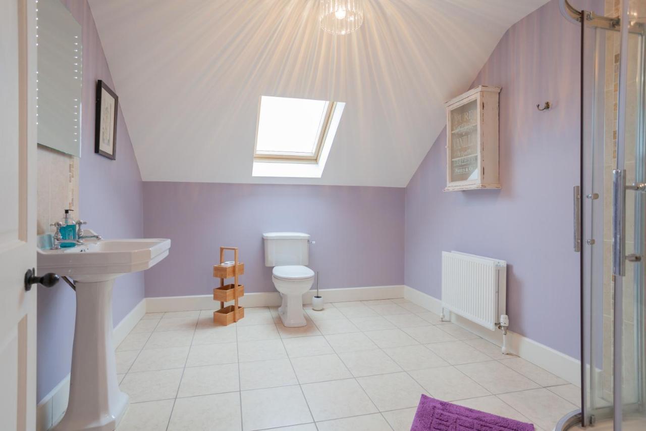 Beautiful Mountain Views & Private Hot Tub Villa Kilcoo Buitenkant foto